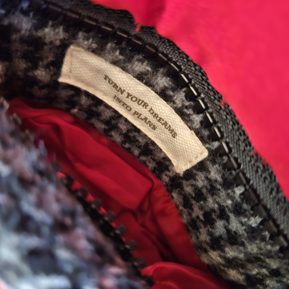 Ruff Hewn Plaid and Red Puffer Vest - Picture 10 of 11